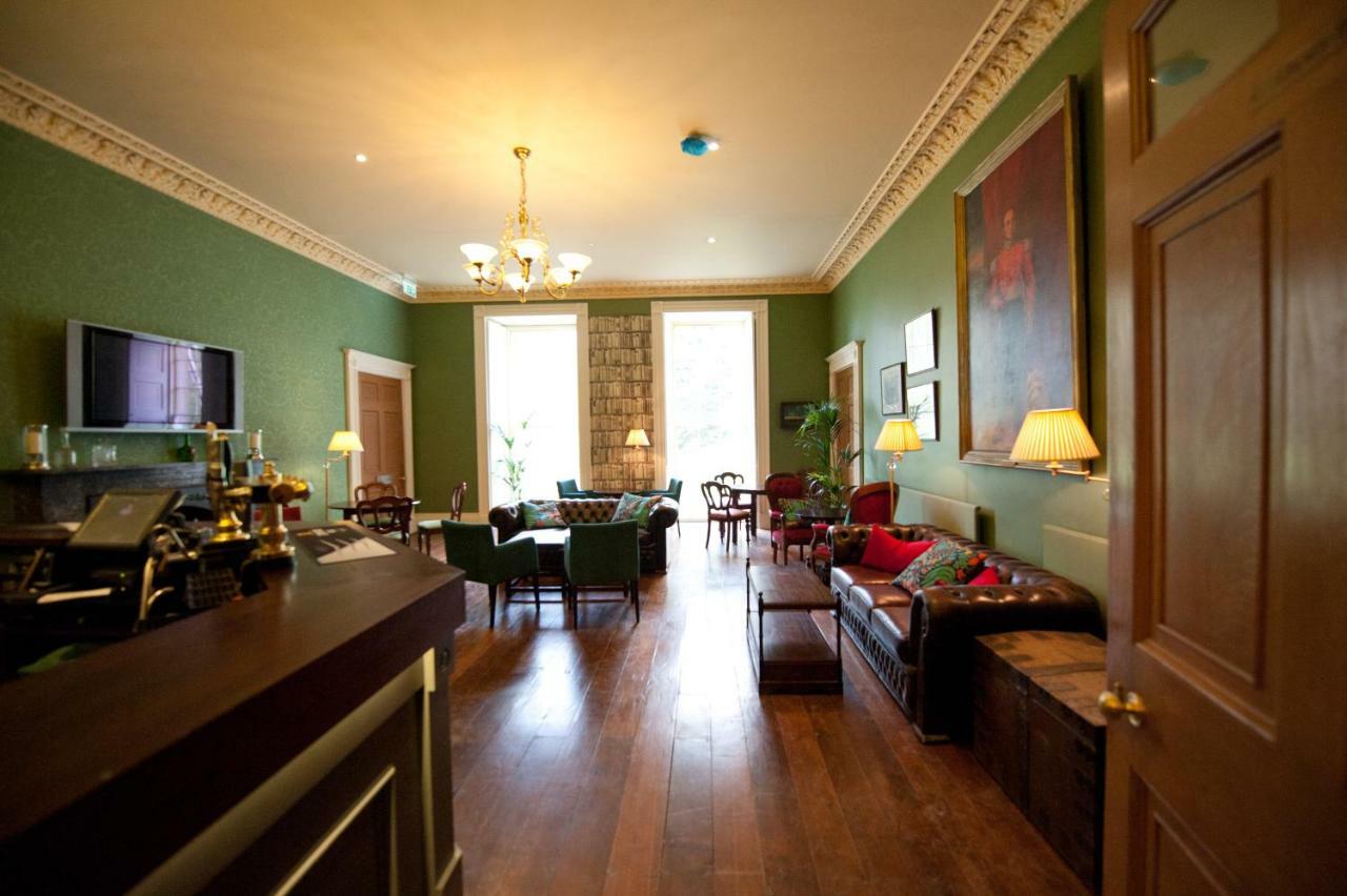 Plas Nanteos Mansion Aberystwyth Eksteriør billede